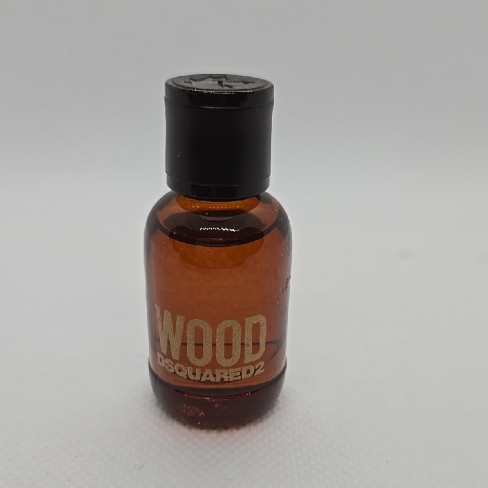 DSQUARED2 Wood Amber Miniature Bottle with Black Cap - .17 Fl Oz